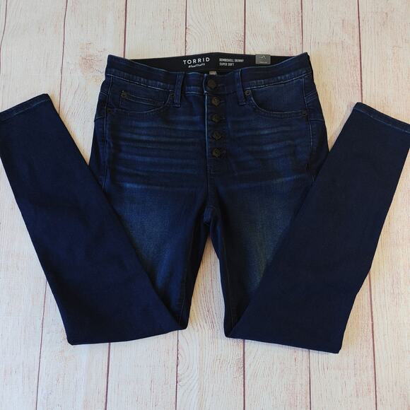 Torrid Bombshell Skinny Super Soft High Rise Jeans sz 10R NWT - Picture 4 of 12